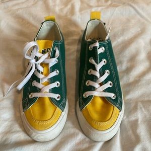 Worn once, cute NDSU!